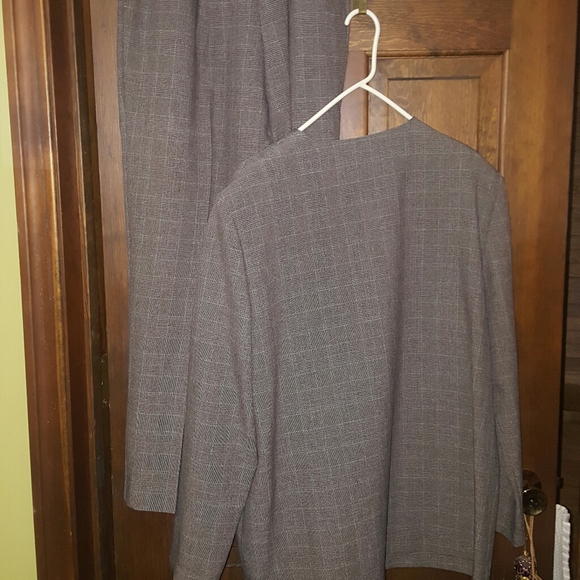 Alfred Dunner 2pc Pantsuit - Picture 7 of 12